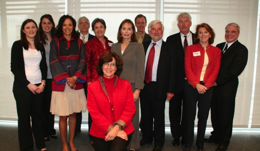 Honoring Frederica Perera, DrPH, David Carpenter, MD, and Phil Landrigan, MD in 2008.Dr. Perera, standing front row, fourth from left, next to Claire Barnett, former executive director, Healthy Schools Network, standing front row, third from left.
New York City panel discussion and reception, Oct 2008, at the New York Times Center